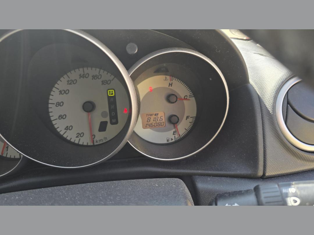 Photo '8' of Mazda Axela Photo '8' of Mazda Axela