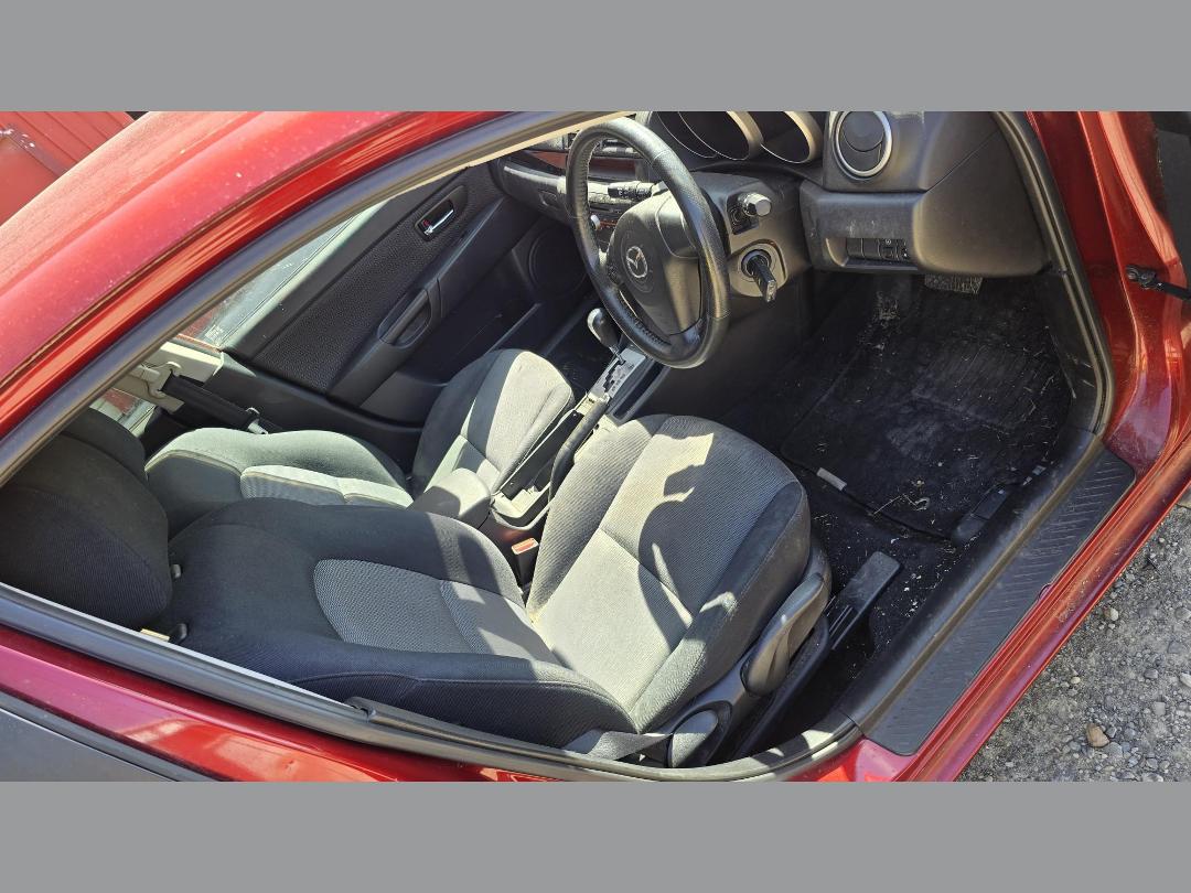 Photo '10' of Mazda Axela Photo '10' of Mazda Axela