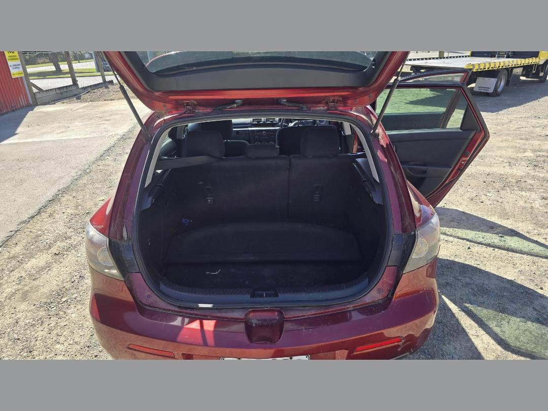 Photo '7' of Mazda Axela Photo '7' of Mazda Axela