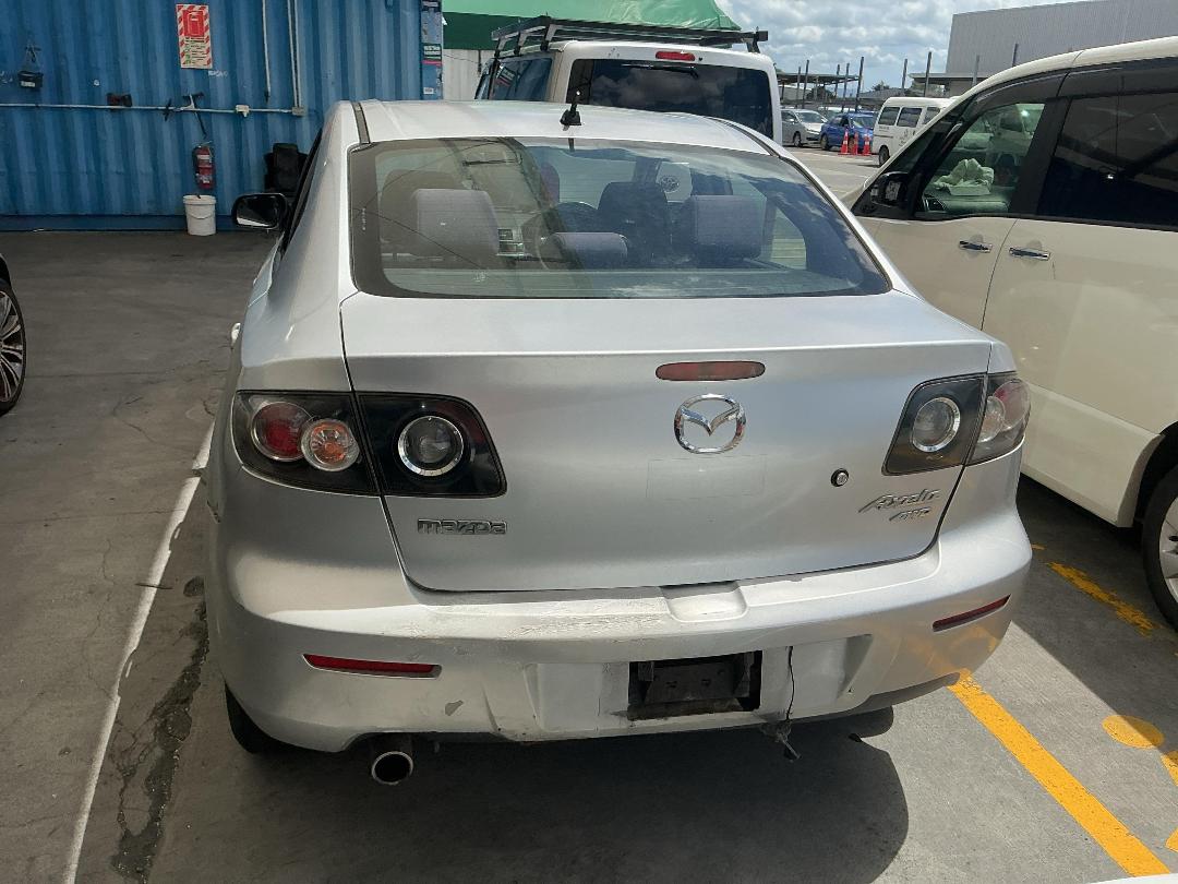 Photo '16' of Mazda Axela Photo '16' of Mazda Axela