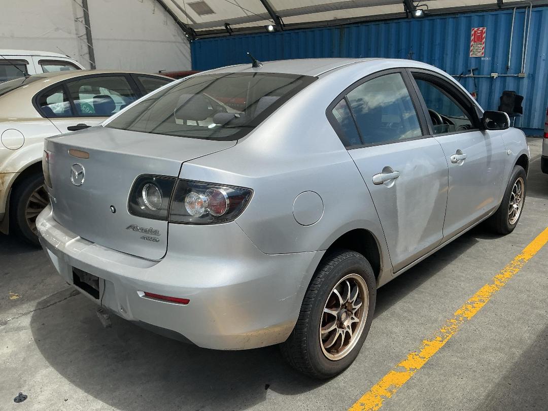 Photo '21' of Mazda Axela Photo '21' of Mazda Axela