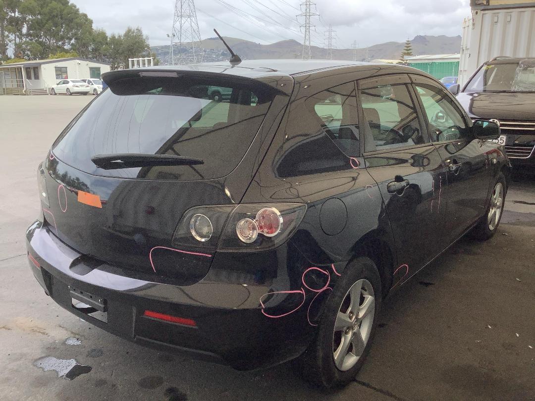 Photo '3' of Mazda Axela Sport Photo '3' of Mazda Axela Sport