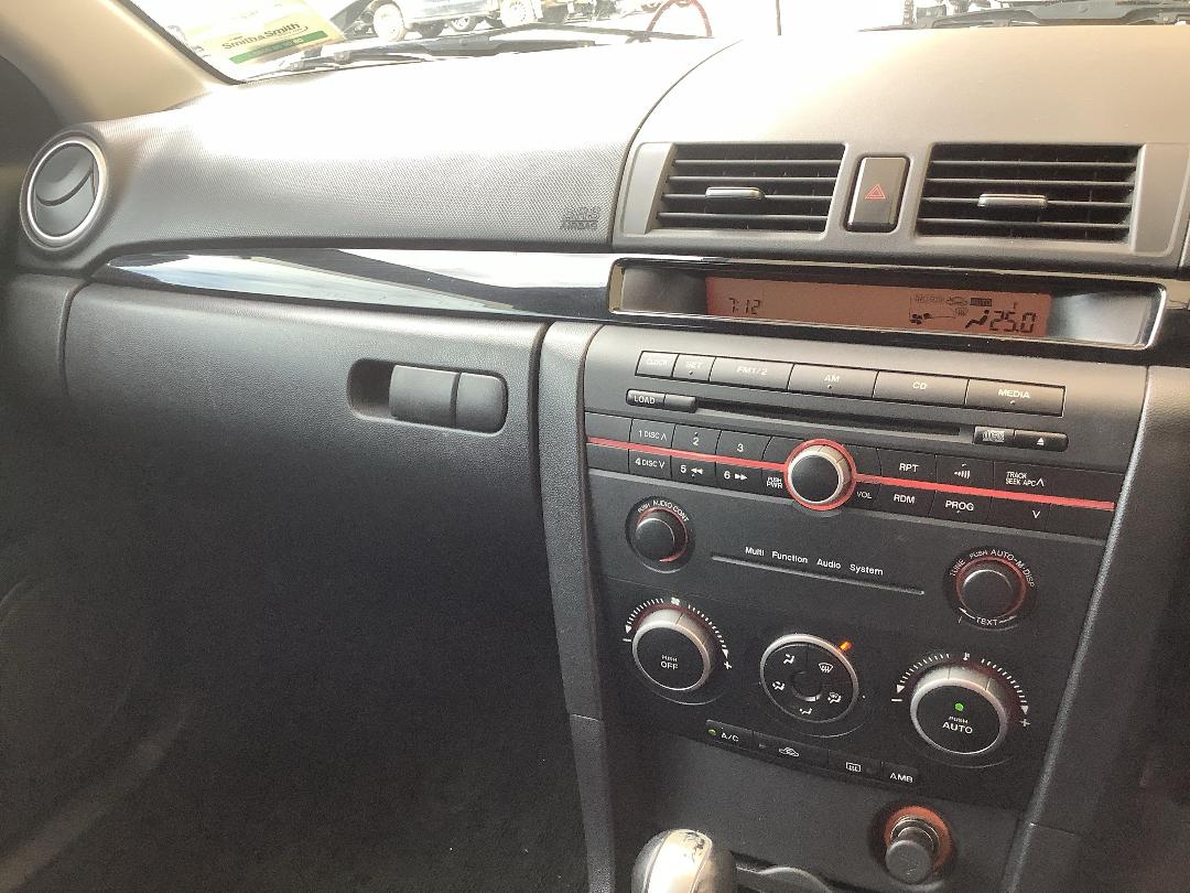 Photo '14' of Mazda Axela Sport Photo '14' of Mazda Axela Sport