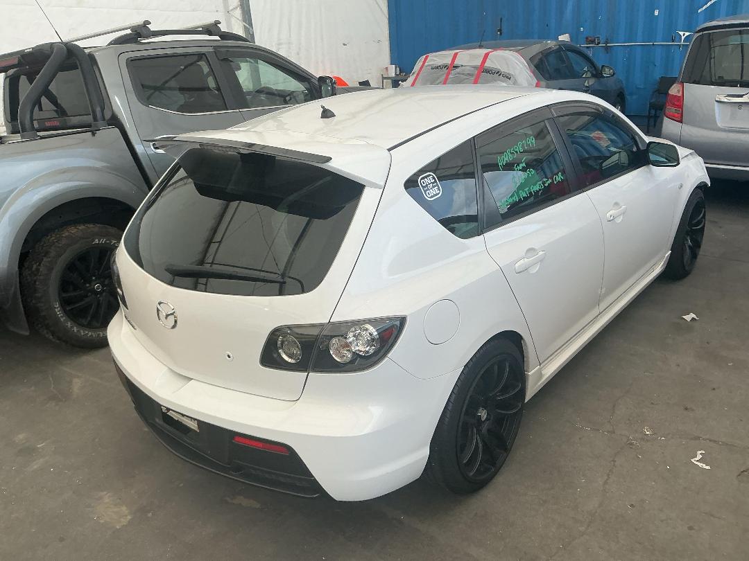 Photo '12' of Mazda Axela Photo '12' of Mazda Axela