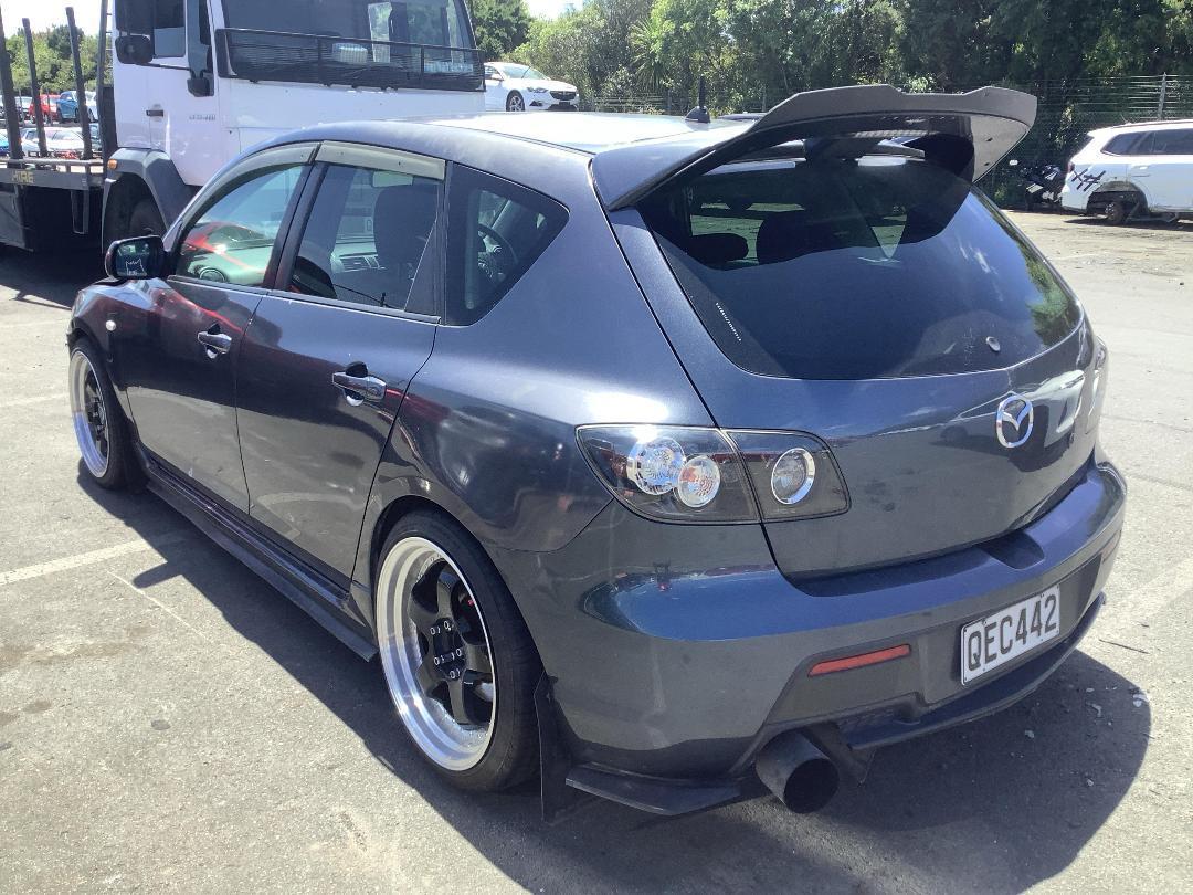 Photo '6' of Mazda Axela