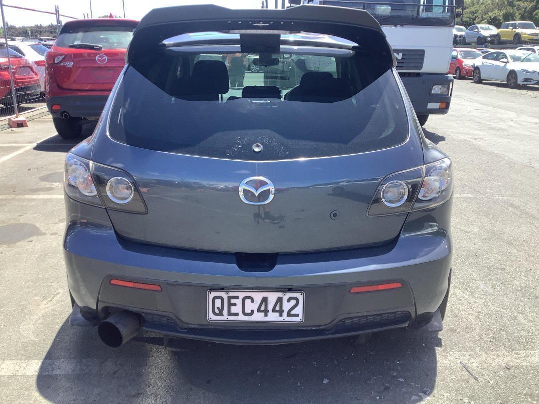 Photo '7' of Mazda Axela