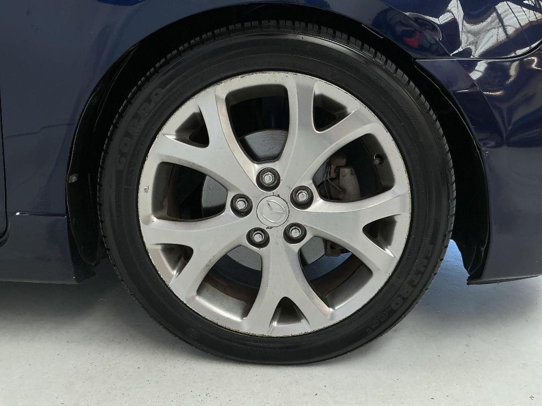 Photo '9' of Mazda Axela