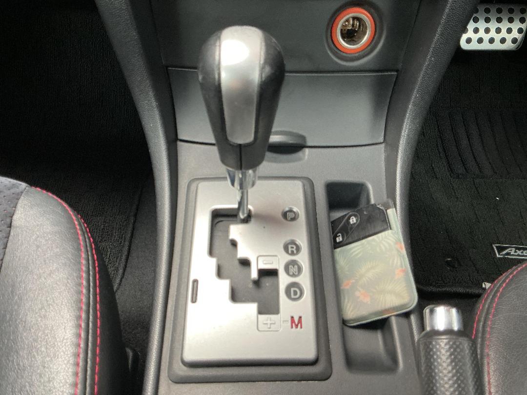 Photo '23' of Mazda Axela