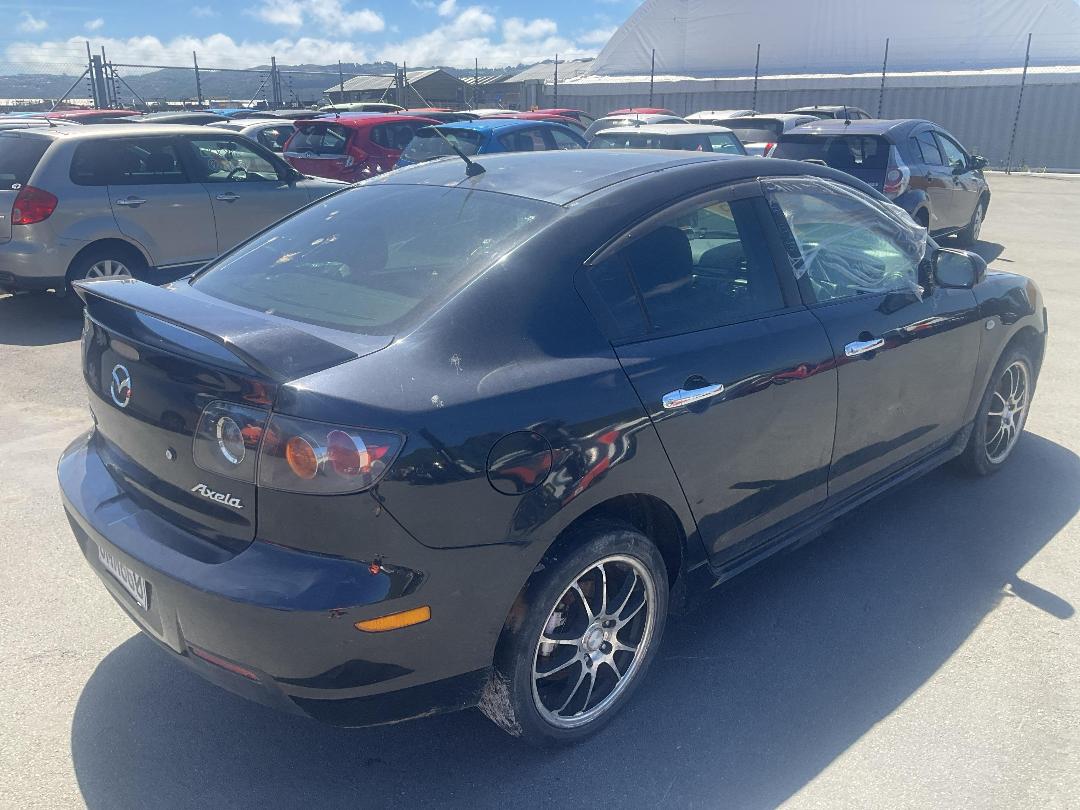 Photo '6' of Mazda Axela