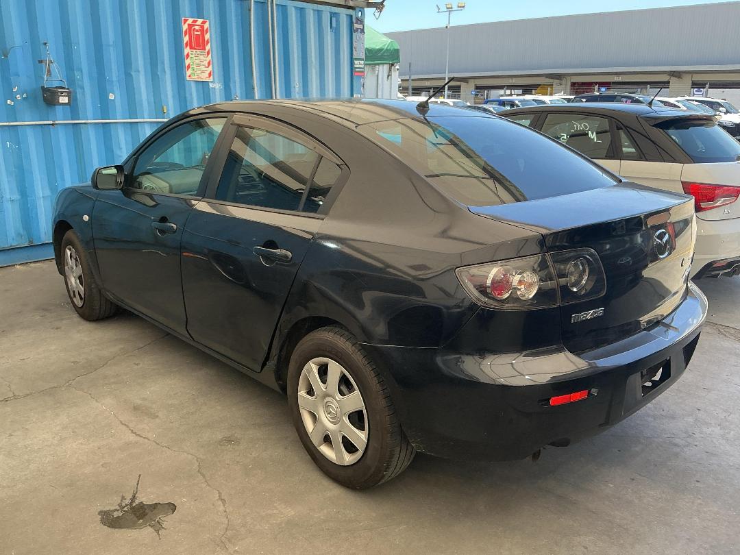 Photo '11' of Mazda Axela Photo '11' of Mazda Axela