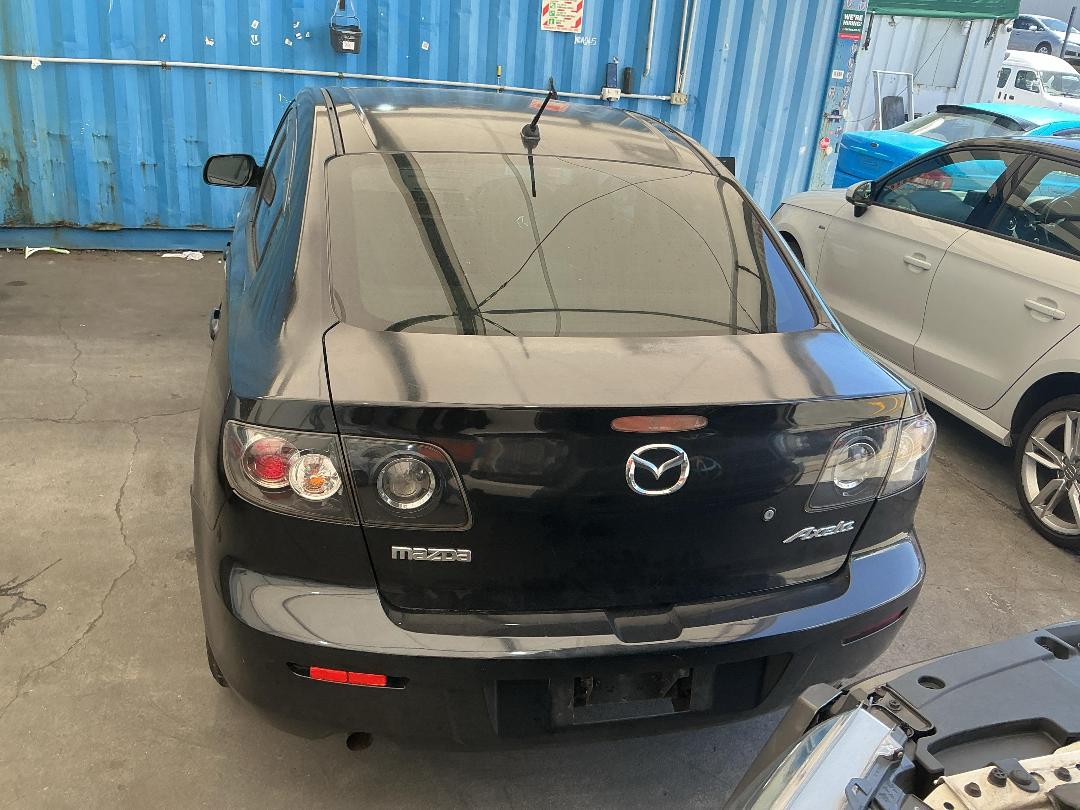 Photo '12' of Mazda Axela Photo '12' of Mazda Axela