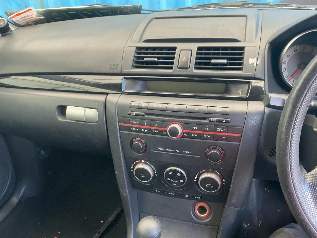 Photo '20' of Mazda Axela Photo '20' of Mazda Axela