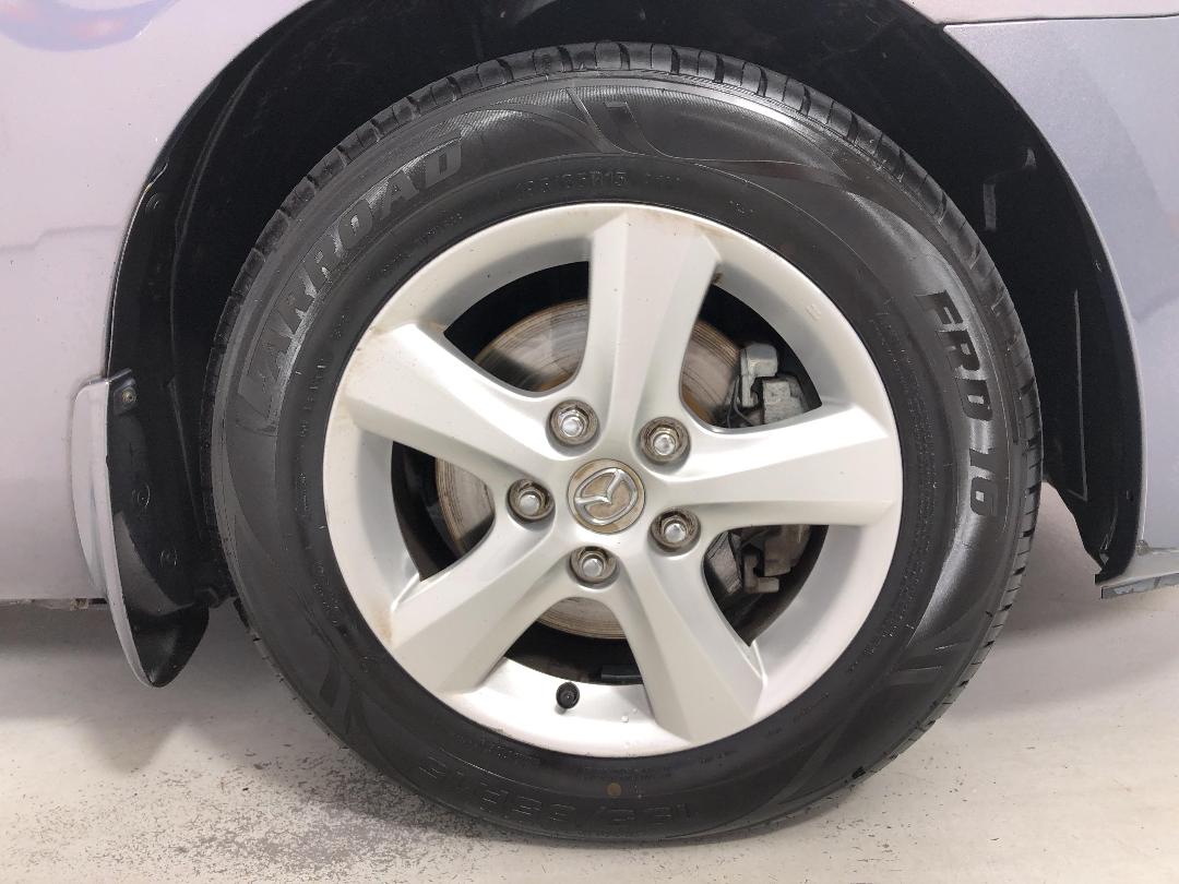 Photo '9' of Mazda Axela