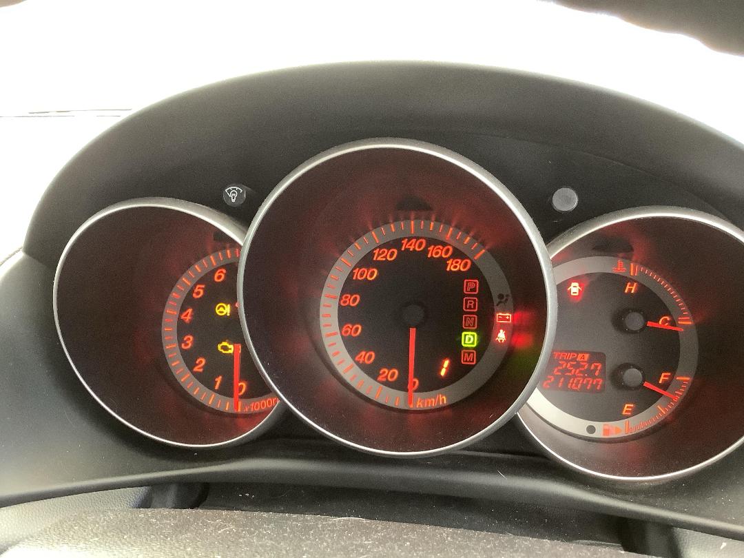 Photo '15' of Mazda Axela