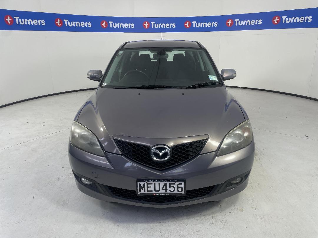 Photo '2' of Mazda Axela