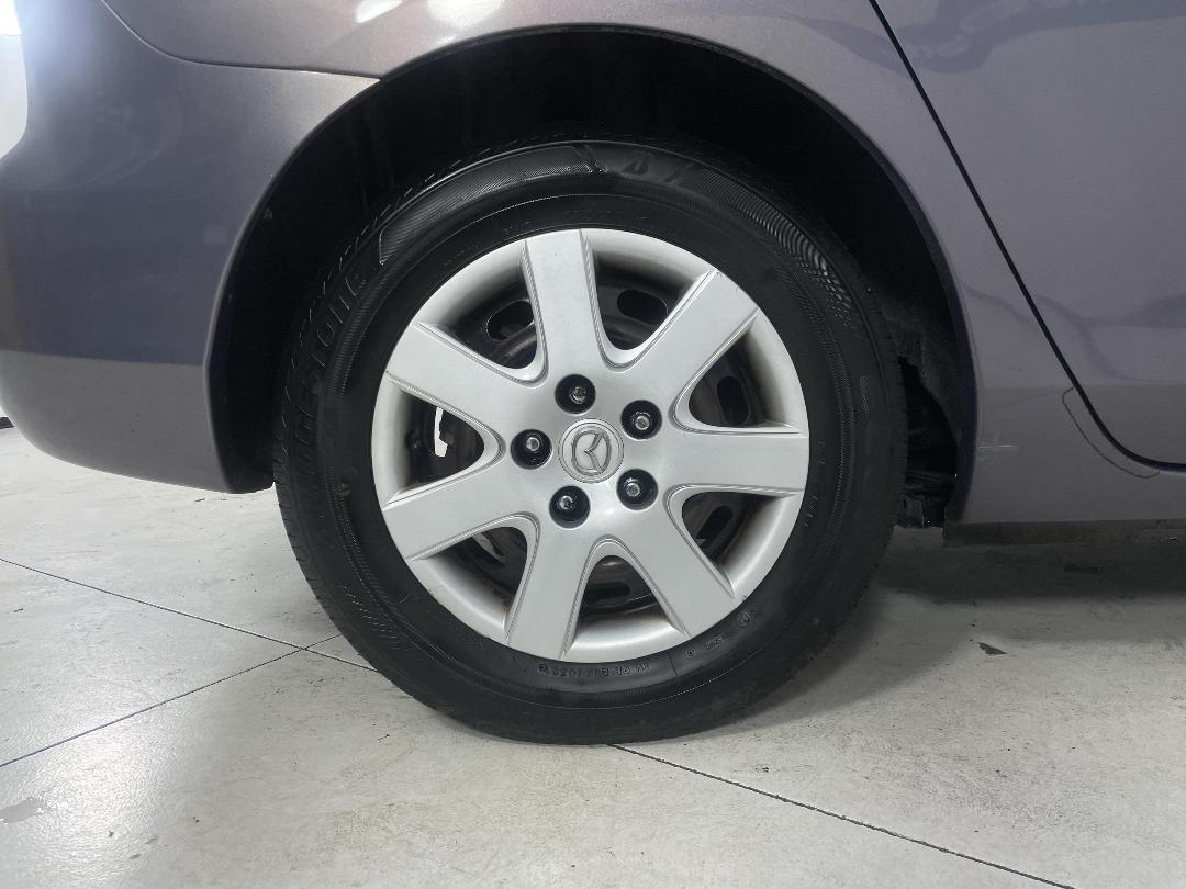 Photo '12' of Mazda Axela