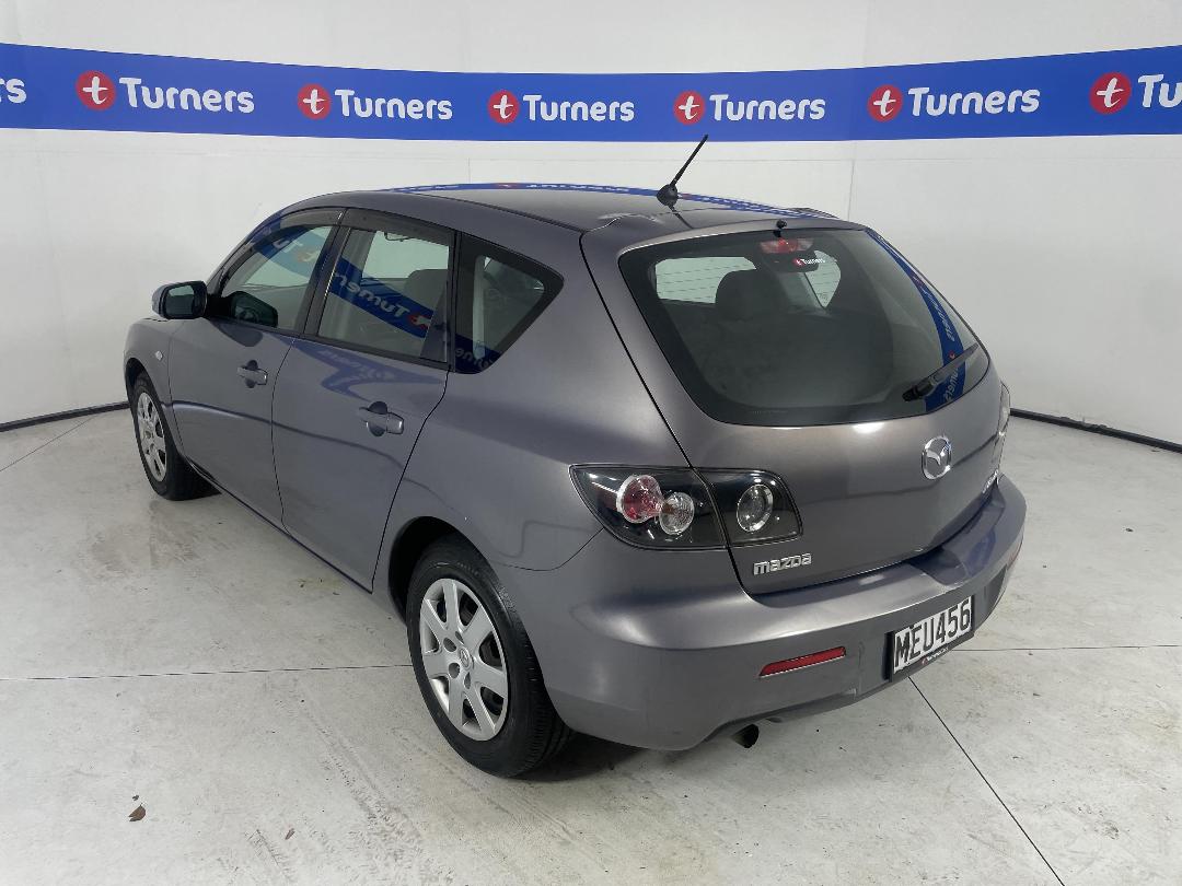 Photo '5' of Mazda Axela