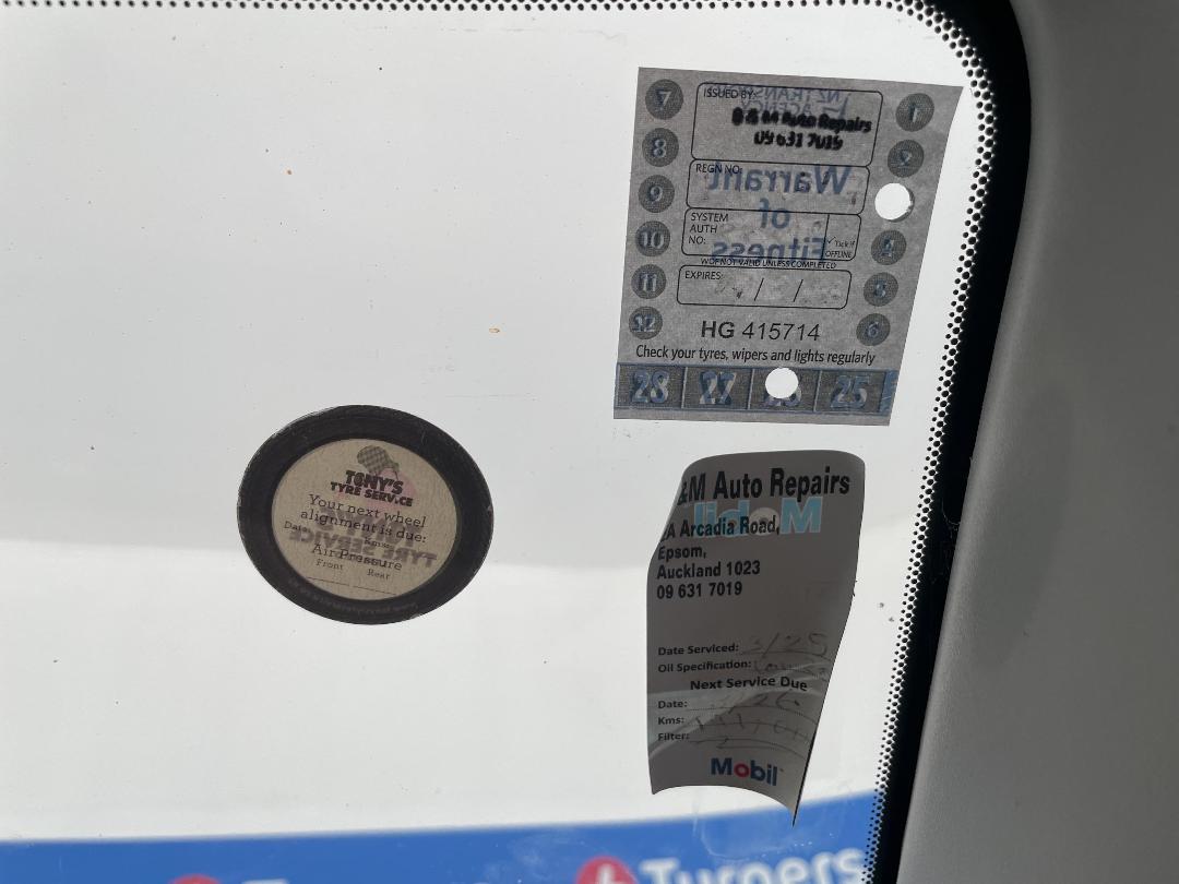 Photo '31' of Mazda Axela