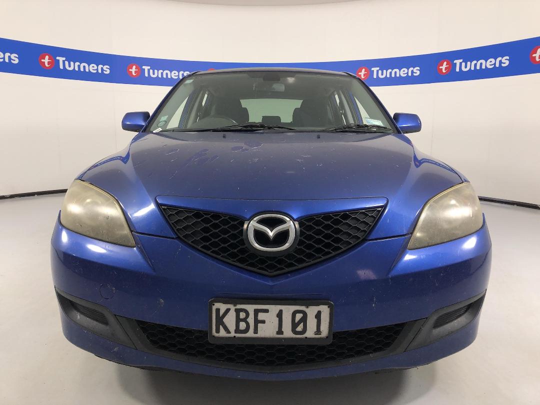 Photo '3' of Mazda Axela