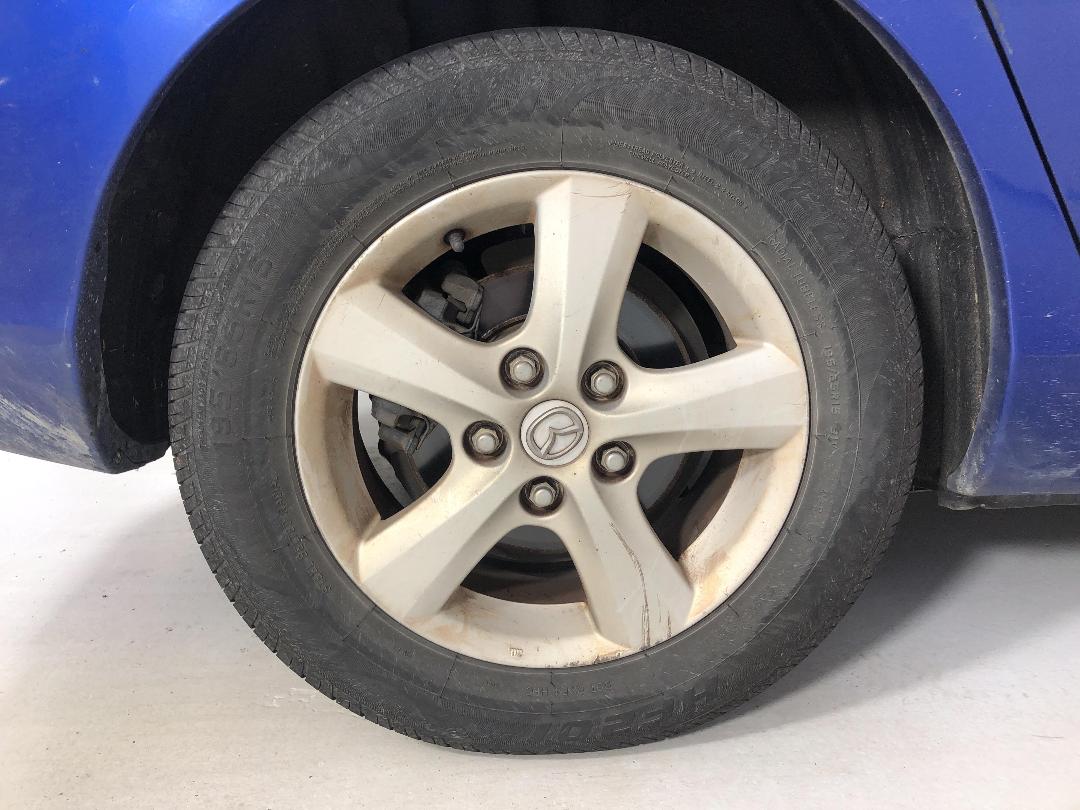 Photo '8' of Mazda Axela