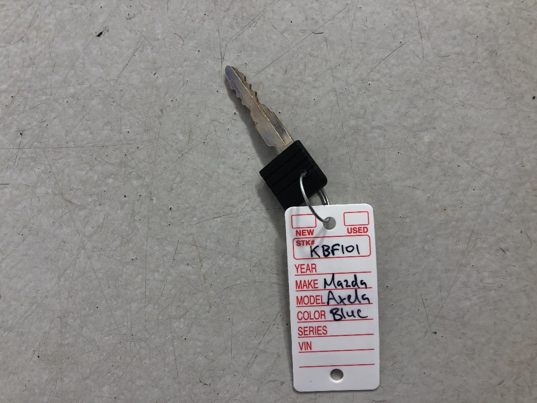 Photo '15' of Mazda Axela