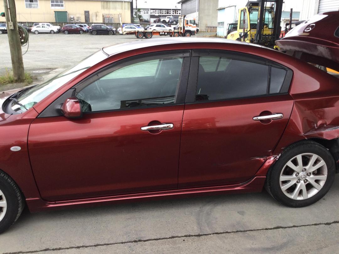 Photo '4' of Mazda Axela Photo '4' of Mazda Axela