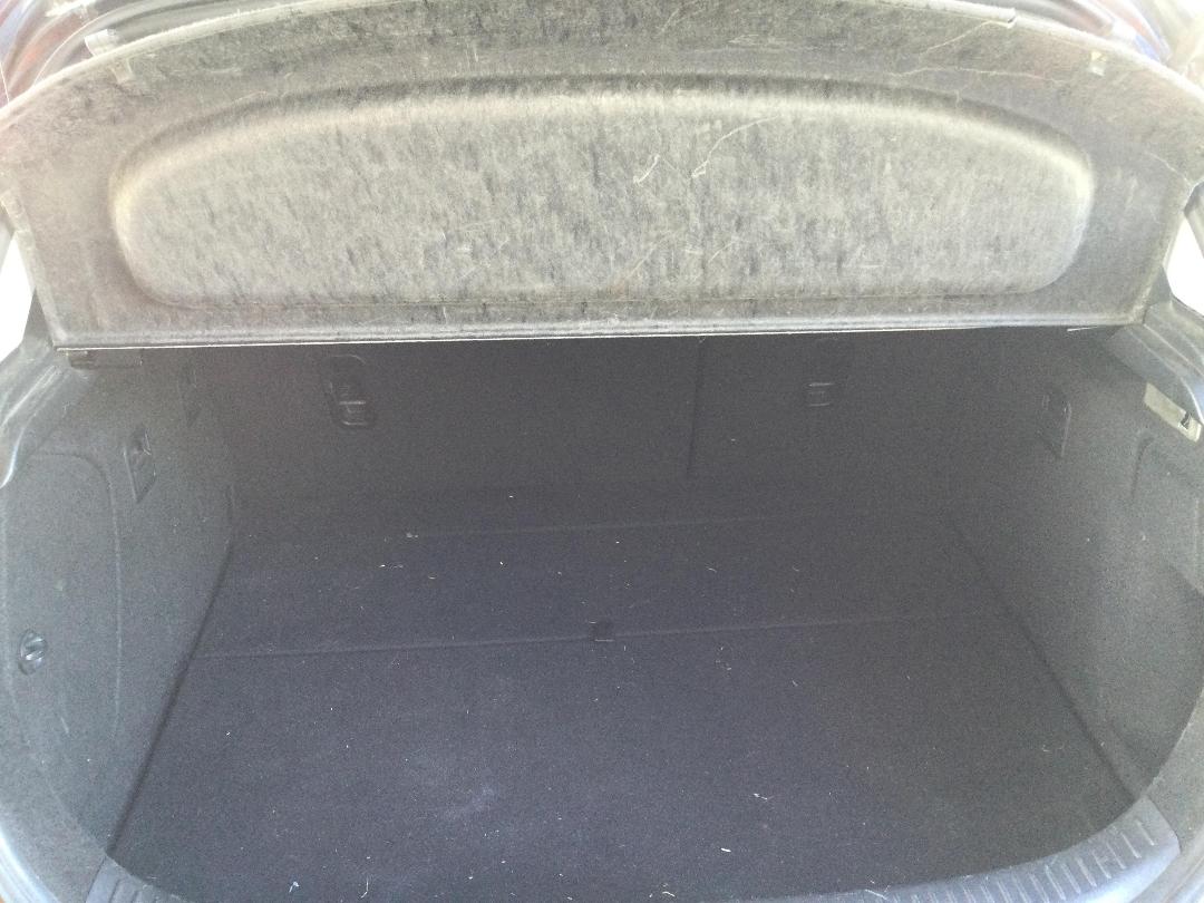 Photo '12' of Mazda Axela Photo '12' of Mazda Axela