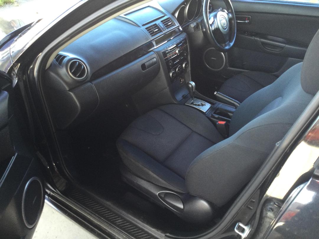 Photo '18' of Mazda Axela Photo '18' of Mazda Axela