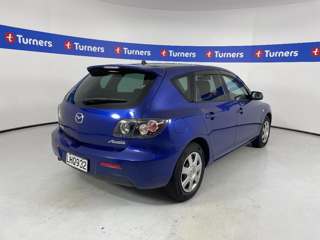 Photo '7' of Mazda Axela Photo '7' of Mazda Axela