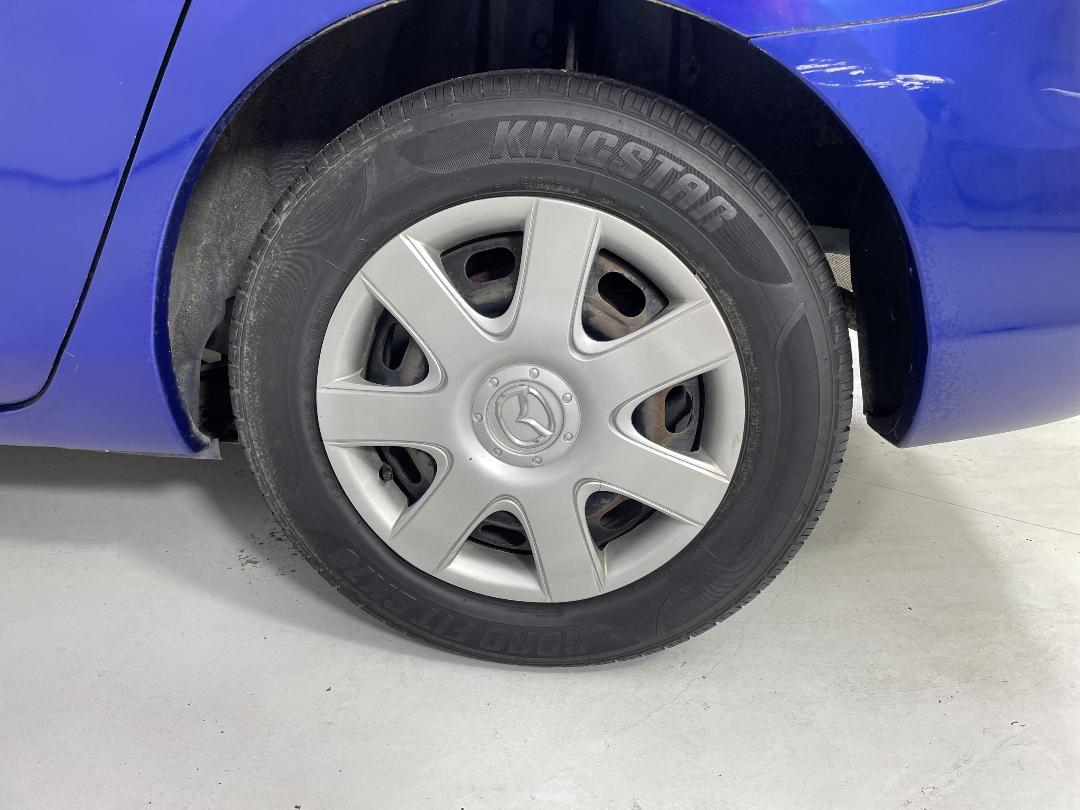 Photo '11' of Mazda Axela Photo '11' of Mazda Axela