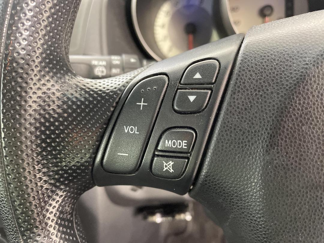 Photo '23' of Mazda Axela Photo '23' of Mazda Axela