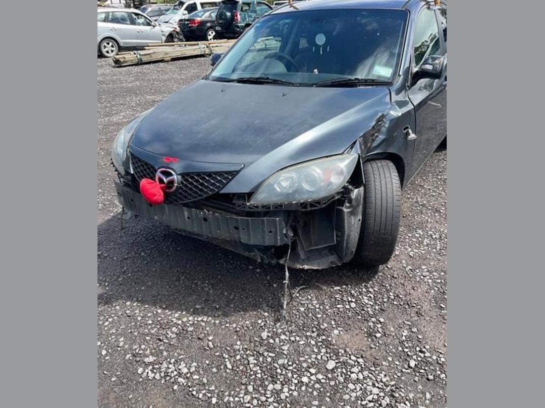 Photo '12' of Mazda Axela