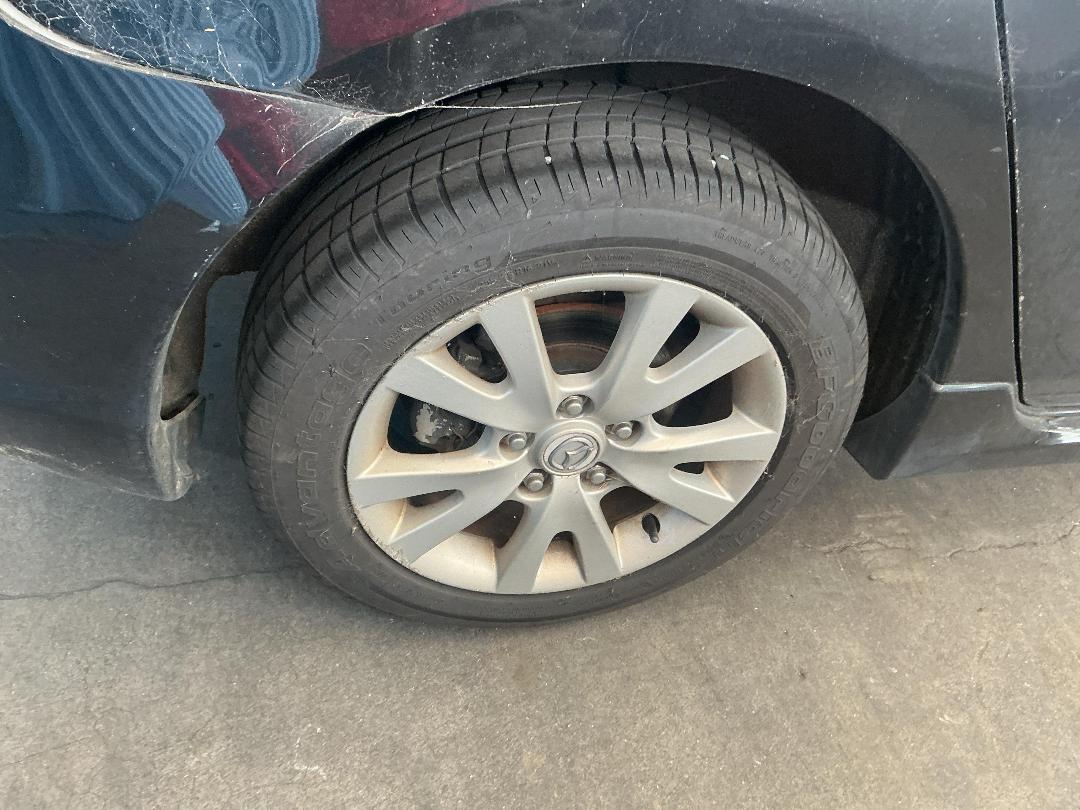 Photo '13' of Mazda Axela