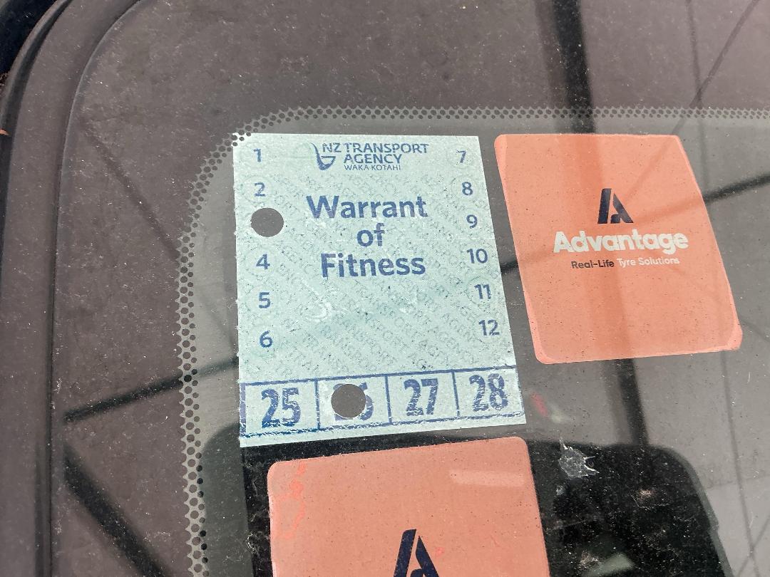 Photo '29' of Mazda Axela