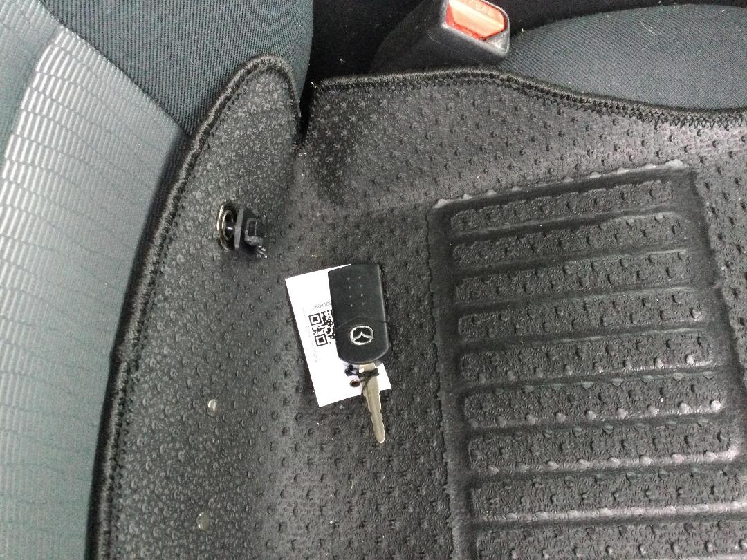 Photo '38' of Mazda Axela