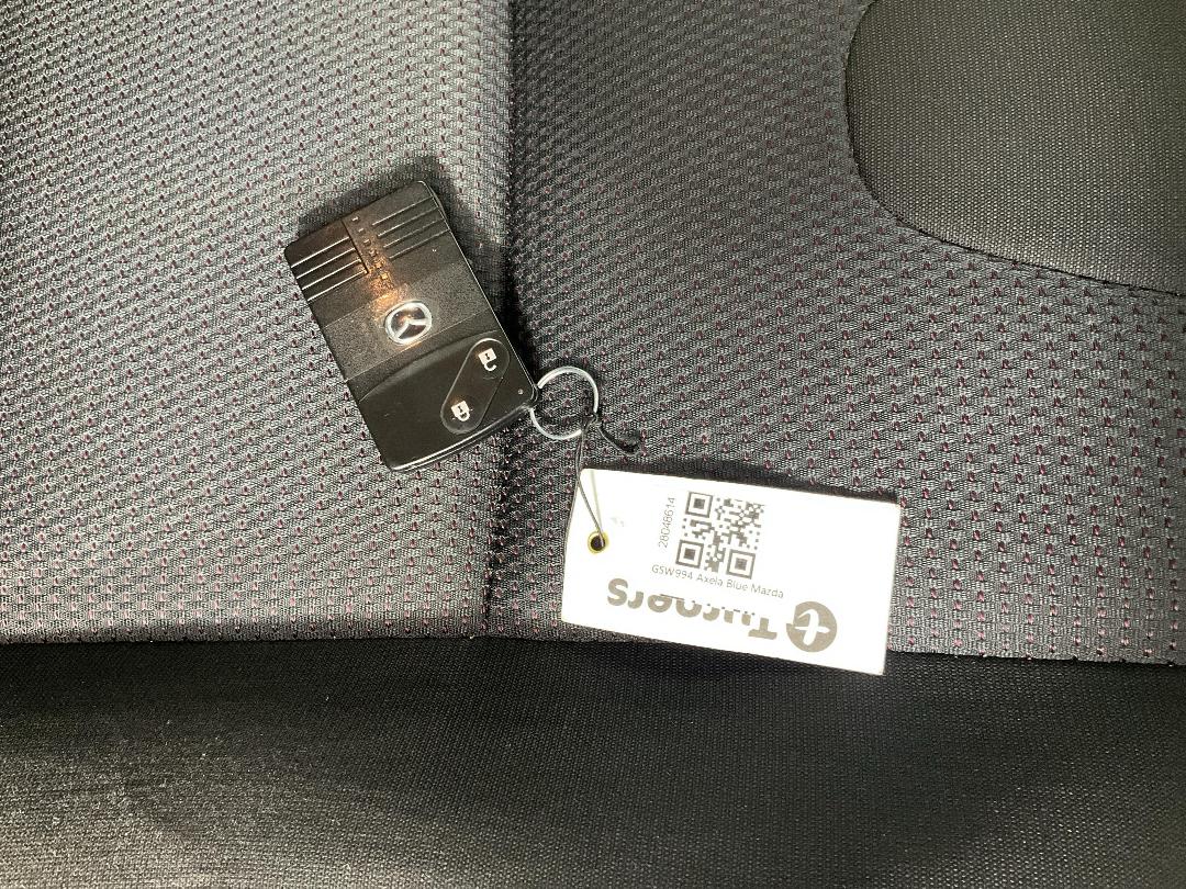 Photo '22' of Mazda Axela Photo '22' of Mazda Axela