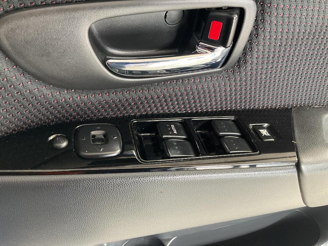 Photo '30' of Mazda Axela Photo '30' of Mazda Axela