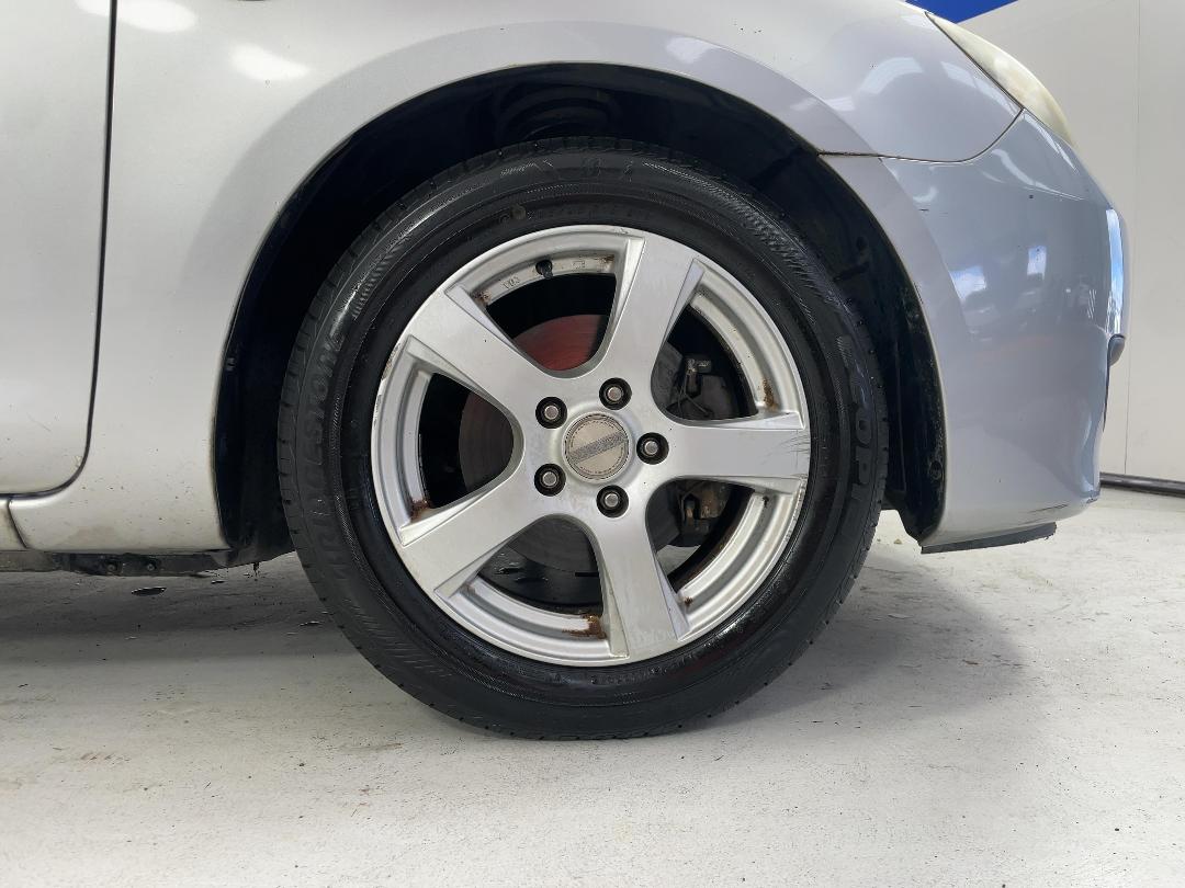 Photo '9' of Mazda Axela