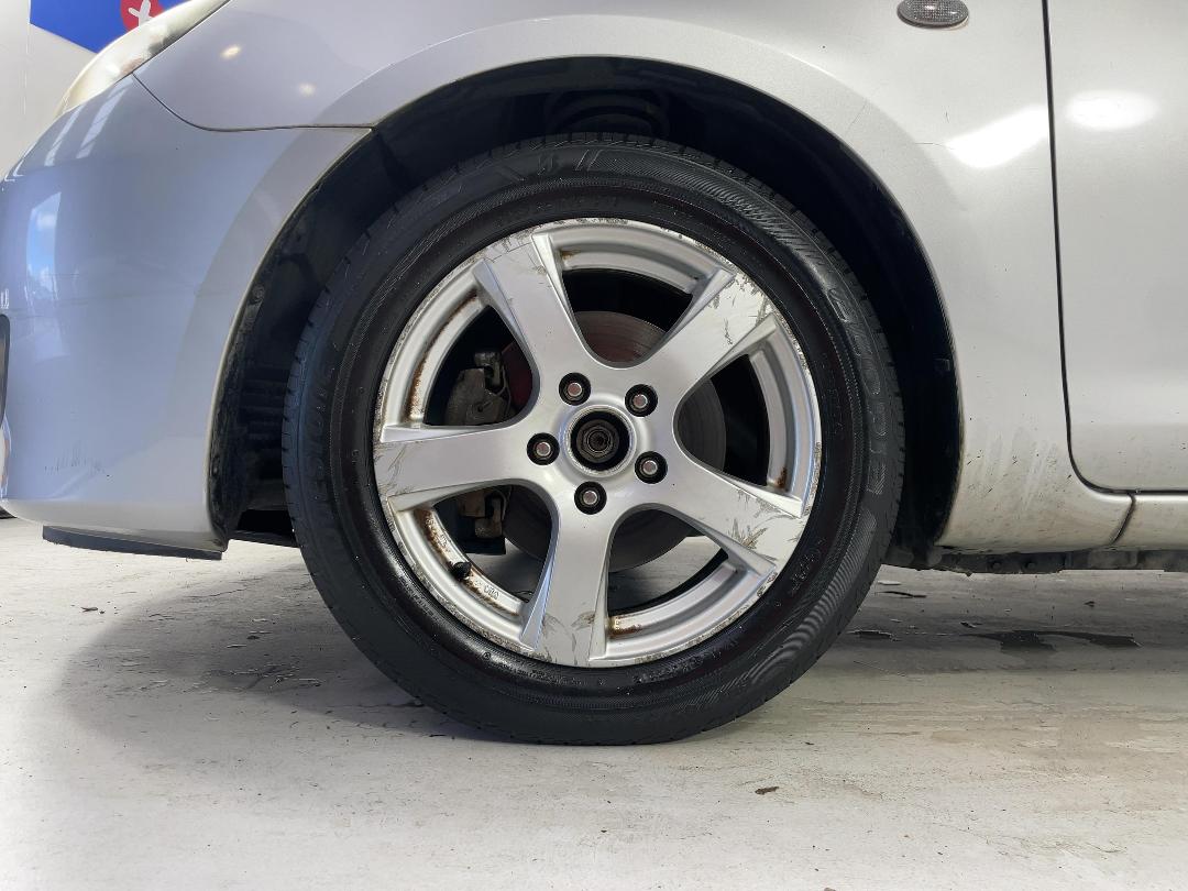 Photo '10' of Mazda Axela