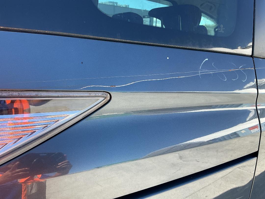 Photo '22' of Mazda Biante