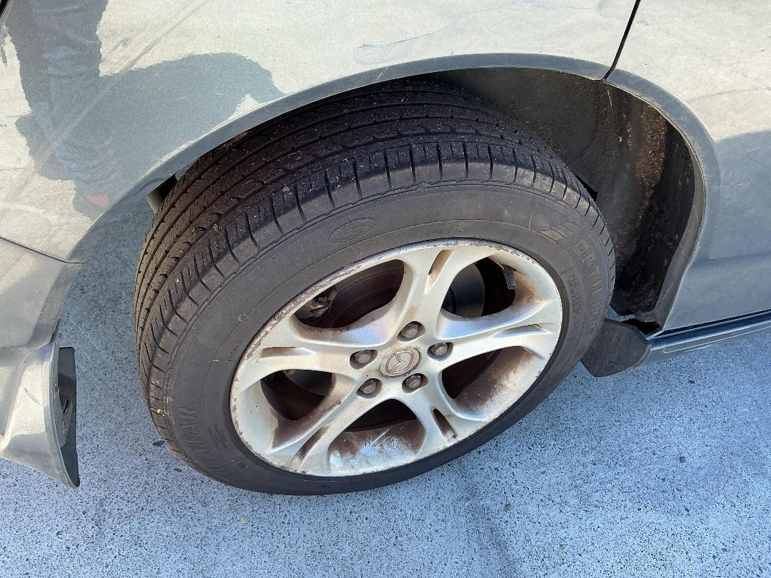 Photo '24' of Mazda Biante