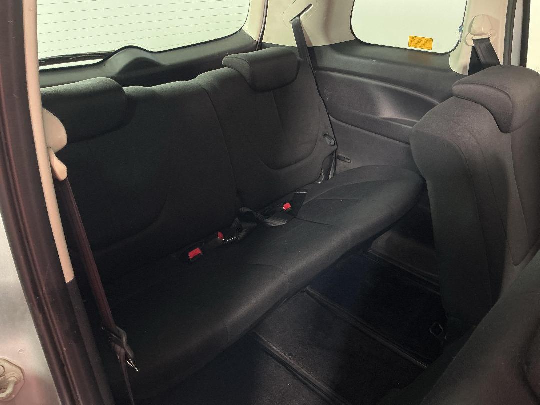 Photo '22' of Mazda Biante