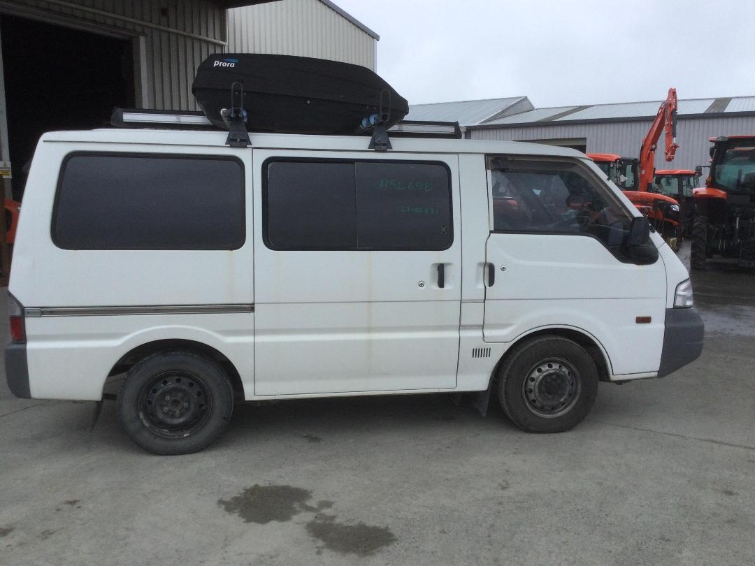 Photo '8' of Mazda Bongo 2.0D