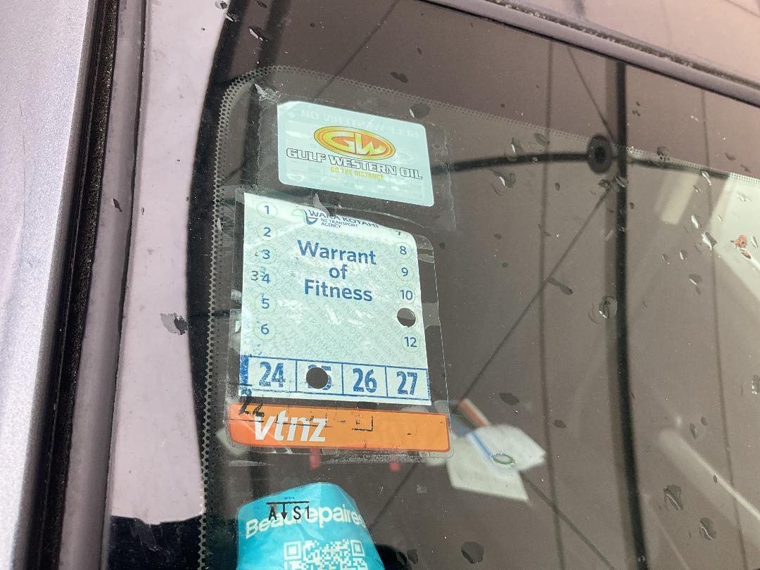 Photo '12' of Mazda Demio Sport Photo '12' of Mazda Demio Sport