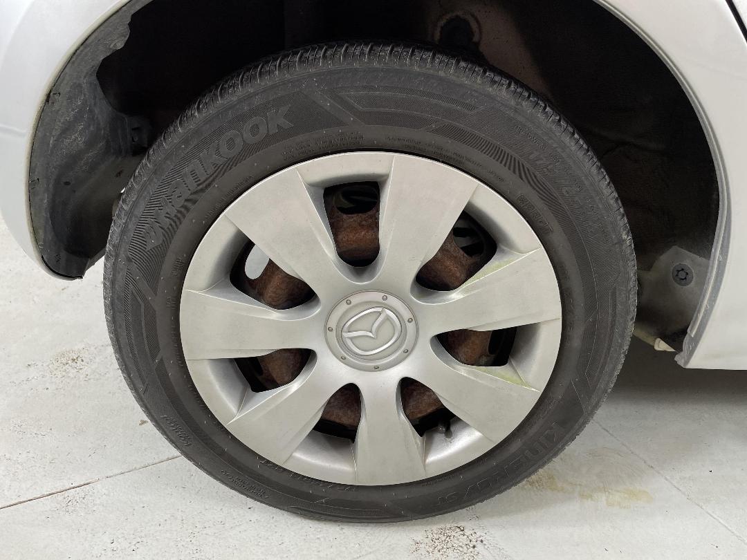 Photo '10' of Mazda Demio Photo '10' of Mazda Demio