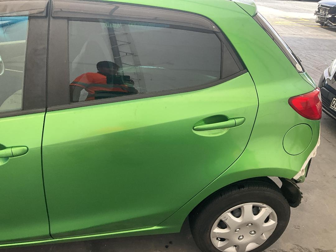 Photo '9' of Mazda Demio