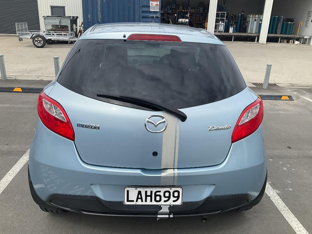 Photo '6' of Mazda Demio Photo '6' of Mazda Demio