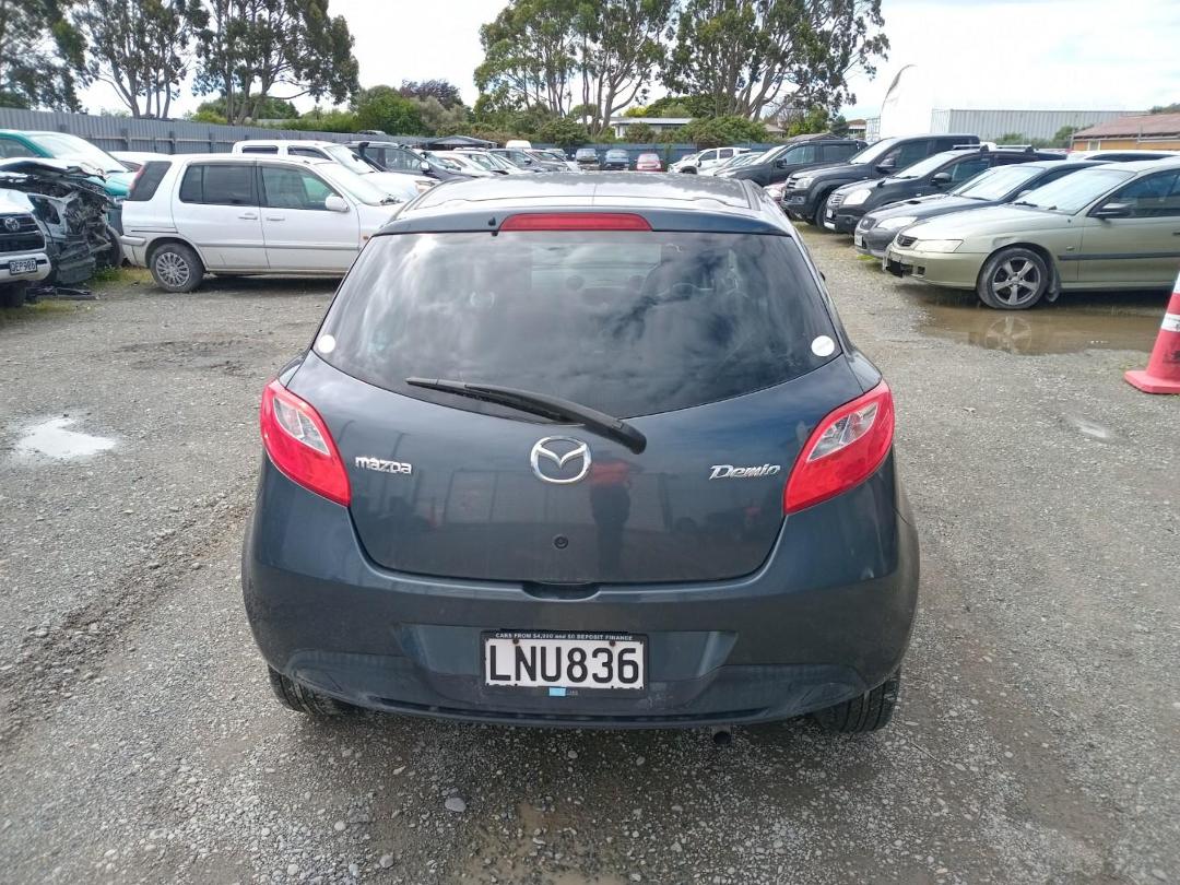 Photo '11' of Mazda Demio