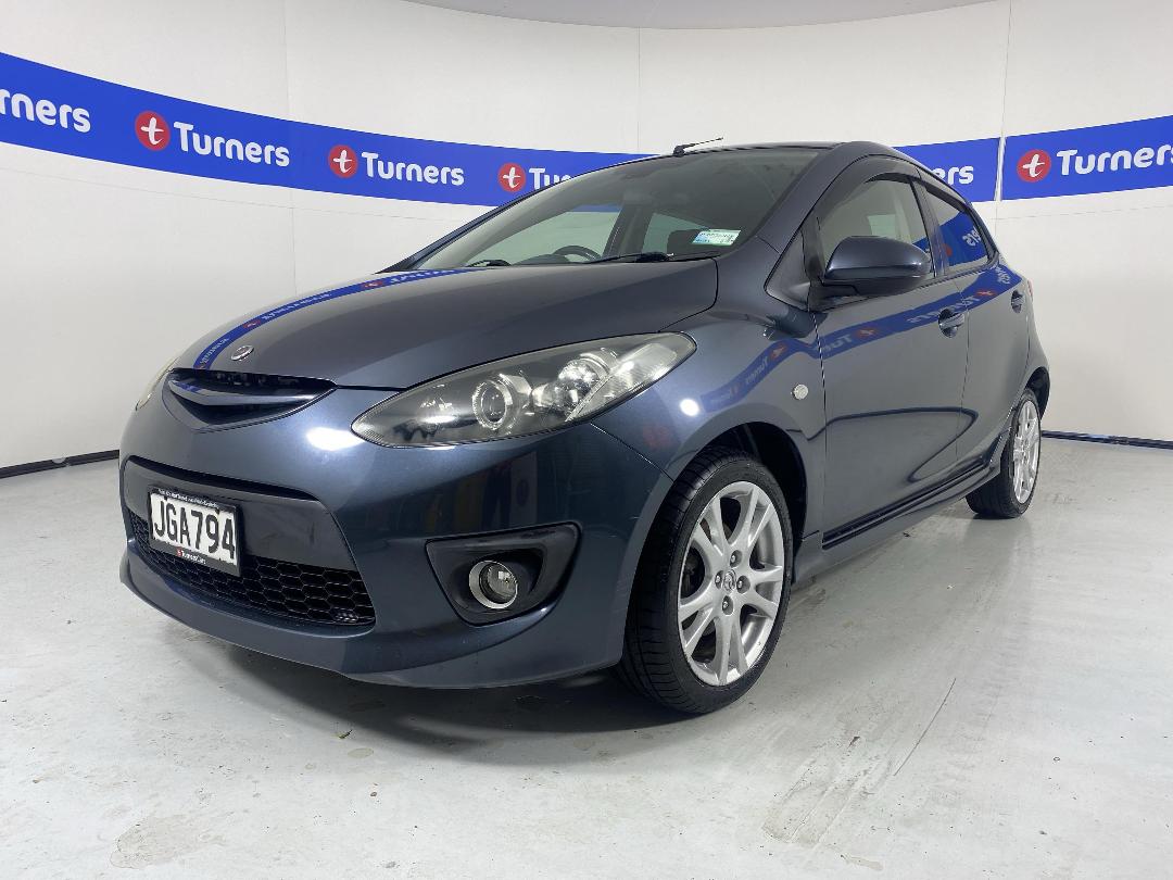 Photo '4' of Mazda Demio