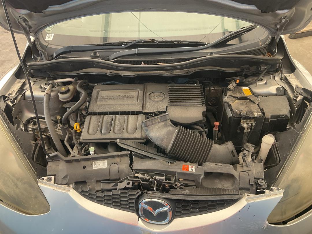 Photo '12' of Mazda Demio